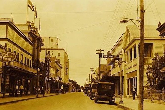 Key West Historic District Small-Group Walking Tour - Pricing & Operation