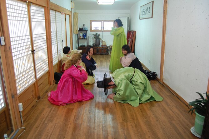 Korean Tea Ceremony and Kimchi Making Cultural Experience in Seoul - Experience Highlights