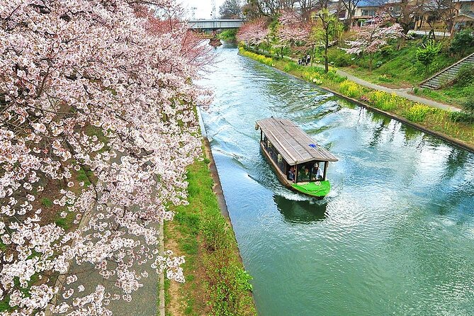 Kyoto Fushimi District Food and History Tour - Guide Expertise and Assistance