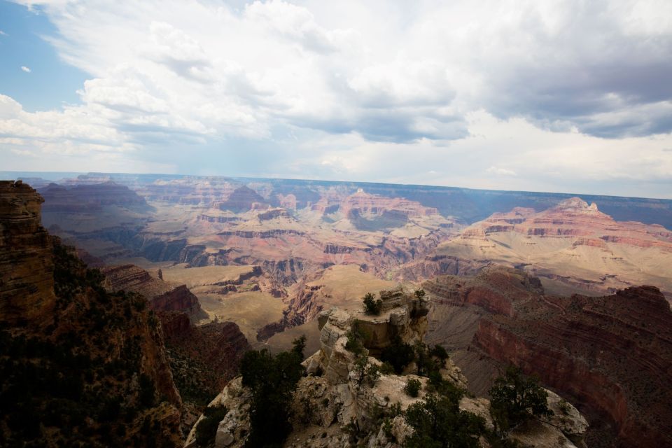 Las Vegas: Grand Canyon West Rim Tour With Skywalk and Lunch - Native Hualapai Village Visit