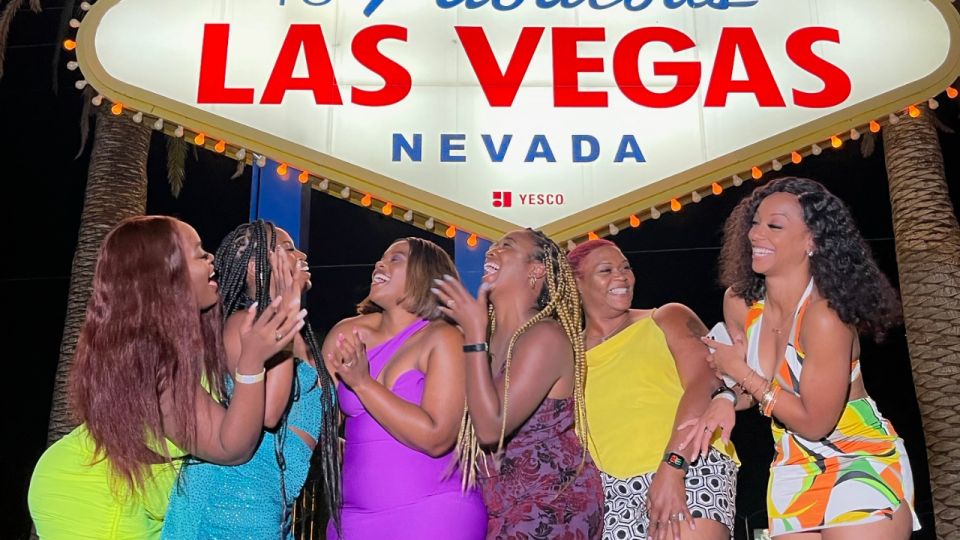 Las Vegas: Private Party Bus Tour of Vegas Strip W Champagne - Full Description