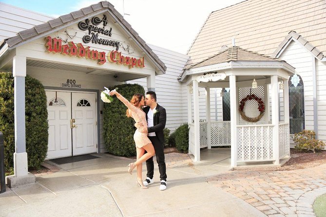 Las Vegas Wedding at A Special Memory Wedding Chapel - Pricing and Value Assessment