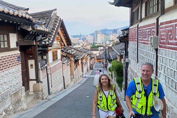 Market Food Tour & Evening E-bike Ride in Seoul - Experiences Shared by Travelers