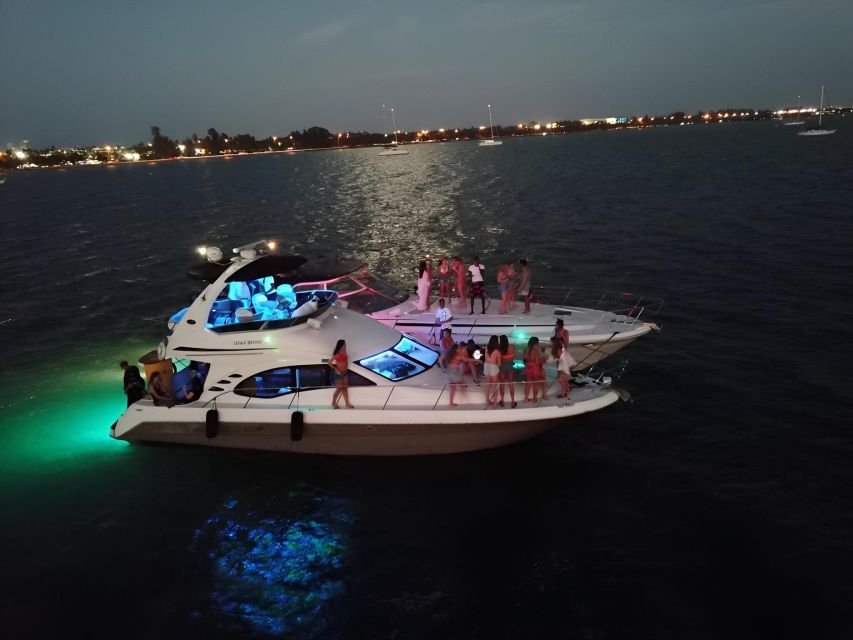 Miami: Nightlife & Party in Biscayne Bay With Champagne - Activity Inclusions and Features