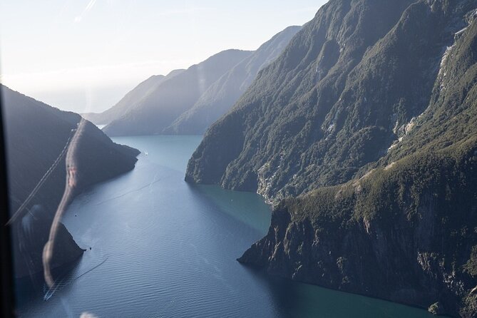 Milford Sound Highlights - 204 - Tour Logistics and Details