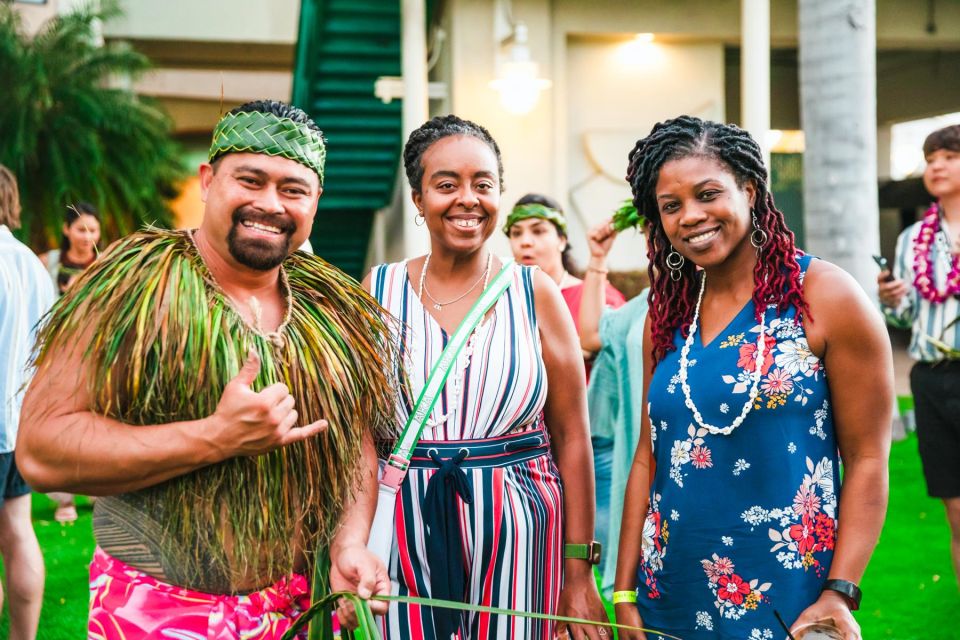 Oahu: Ka Moana Luau Dinner and Show at Aloha Tower - Review Summary