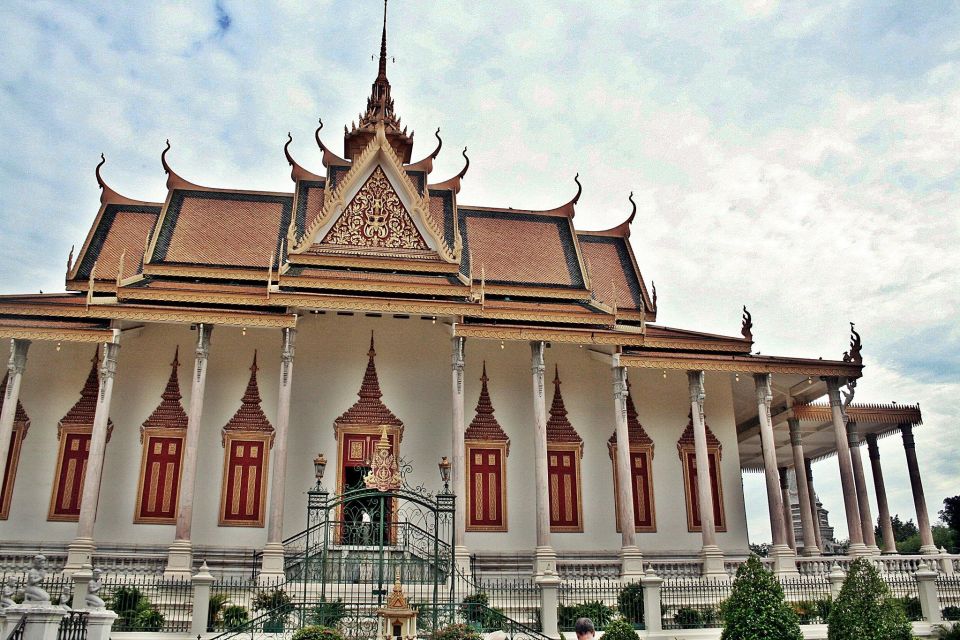 One Day Private Guide Tour History in Phnom Penh - National Museum