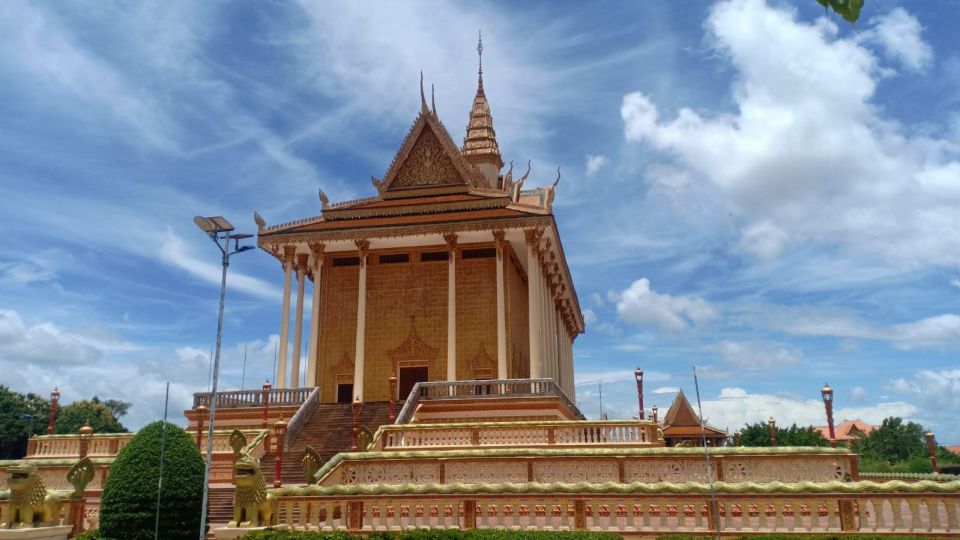Oudong Mountain - Phnom Penh Former Capital Day Tour - Payment and Booking Options