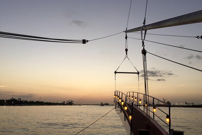 Paddlewheeler Creole Queen Jazz Dinner Cruise in New Orleans - Reviews and Recommendations