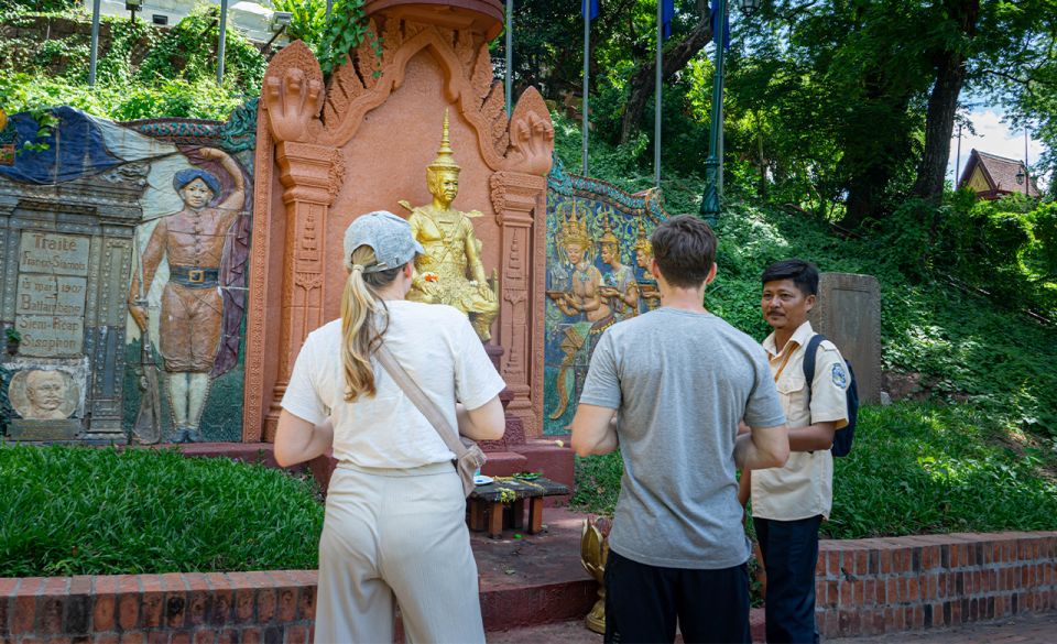 Phnom Penh: Historical Guided Tour - Inclusions