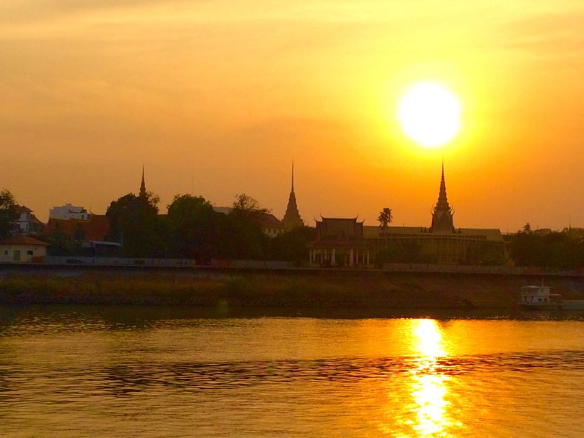 Phnom Penh: Sunset Cruise With Unlimited Beer and Drinks - Customer Feedback