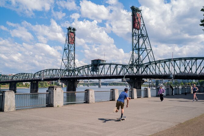 Portland Sightseeing Tour Including Columbia Gorge Waterfalls - Sum Up