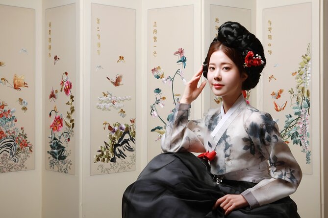 Premium Hanbok Experience in Hanboknam Gyeongbok Palace Branch - Common questions