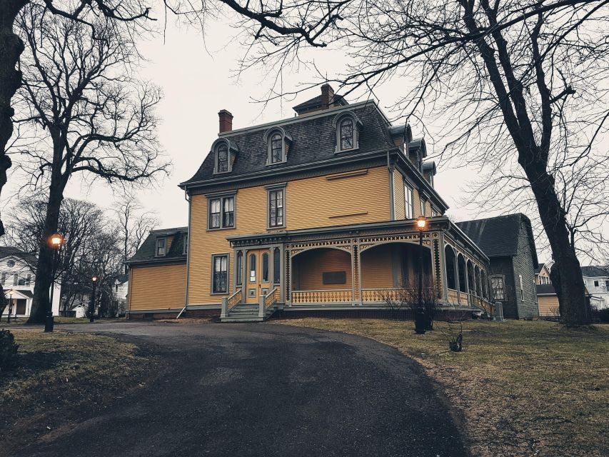 Prince Edward Island: Small Group Charlottetown Walking Tour - Meeting Details and Reviews