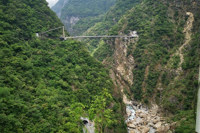 Private Full Day Tour in Taroko Gorge With Pick up - Customer Reviews