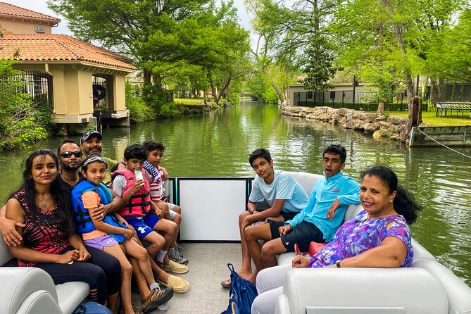 Private Lake Austin Boat Cruise - Full Sun Shading Available - Common questions