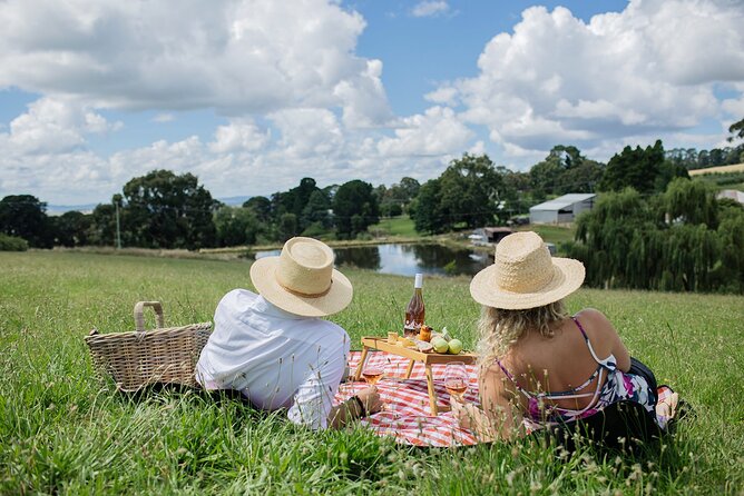 Private Picnic Lunch Experience in Orange With Wine - Common questions
