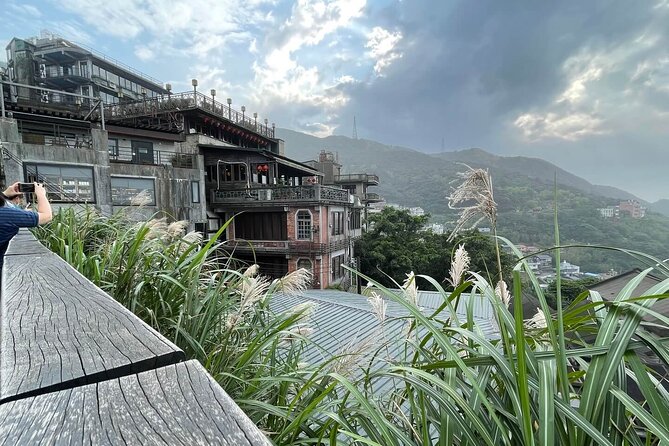 Private Taiwan Gold and Coal History Day Tour to Jiufen and Pingxi - Meeting Point Details