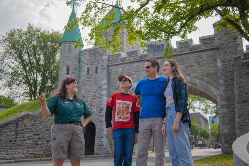 Québec: Fortifications of Old Québec Guided Walking Tour - Meeting Point Information