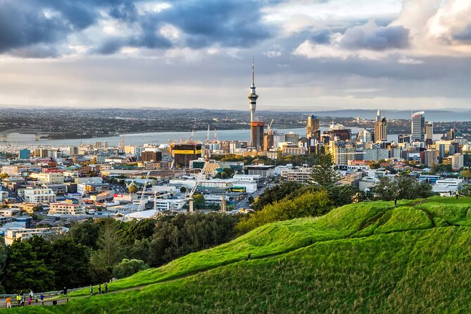 Romantic Charms of Auckland - Walking Tour - Insights From the Tour Guide