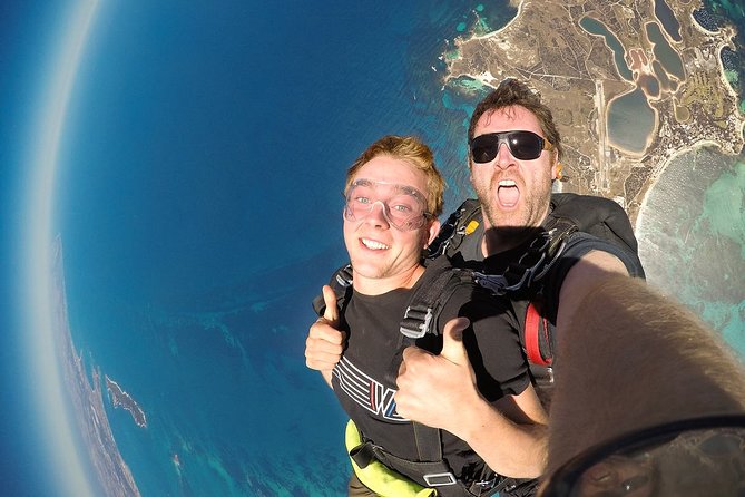 Rottnest Skydive Fremantle Ferry Package - Sum Up