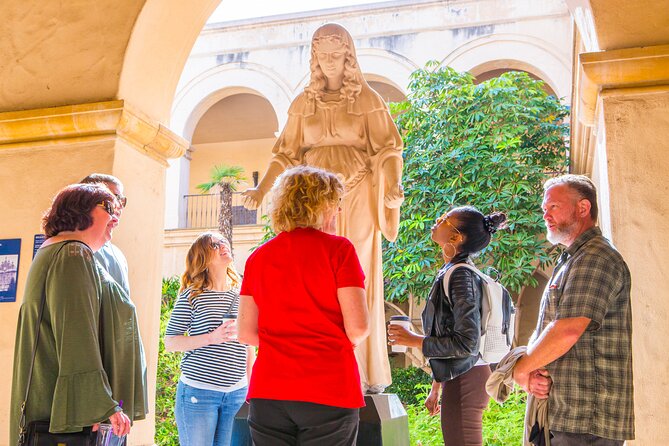 San Diego Balboa Park Highlights Small Group Tour With Coffee - Guide Expertise and Knowledge