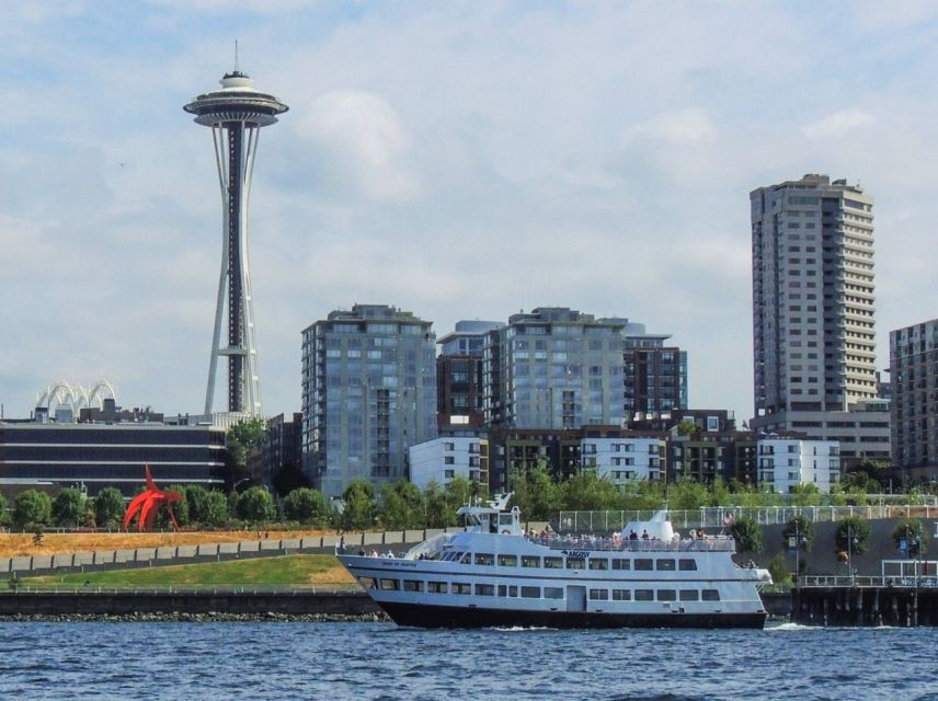 Seattle: Small Group Tour W/Space Needle, Boat & Underground - Overall Experience