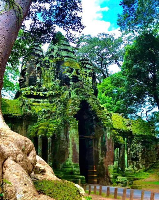 Siem Reap 3 Day Tour to Discover All Highlight Angkor Wat - Villages and Handicrafts Exploration