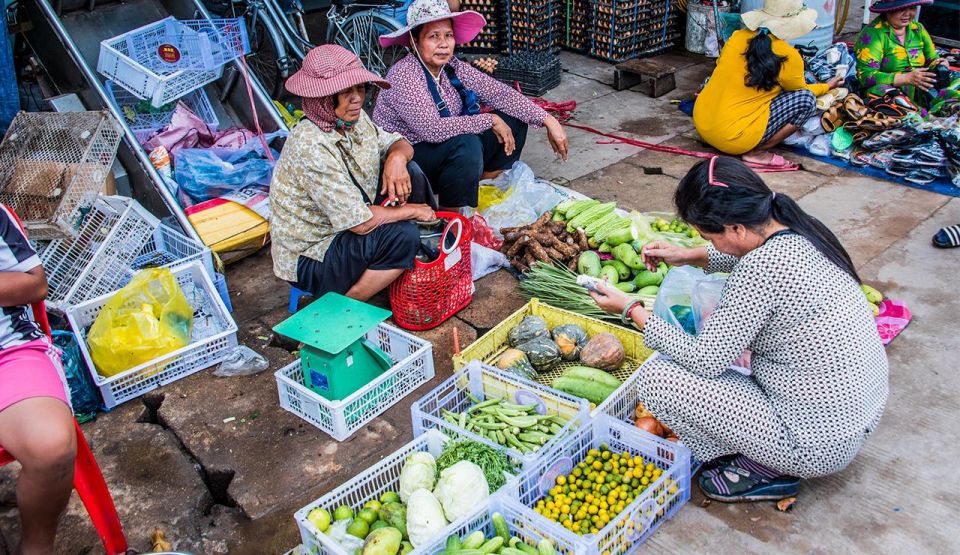 Siem Reap: Morning Cooking Class & Market Tour - Common questions