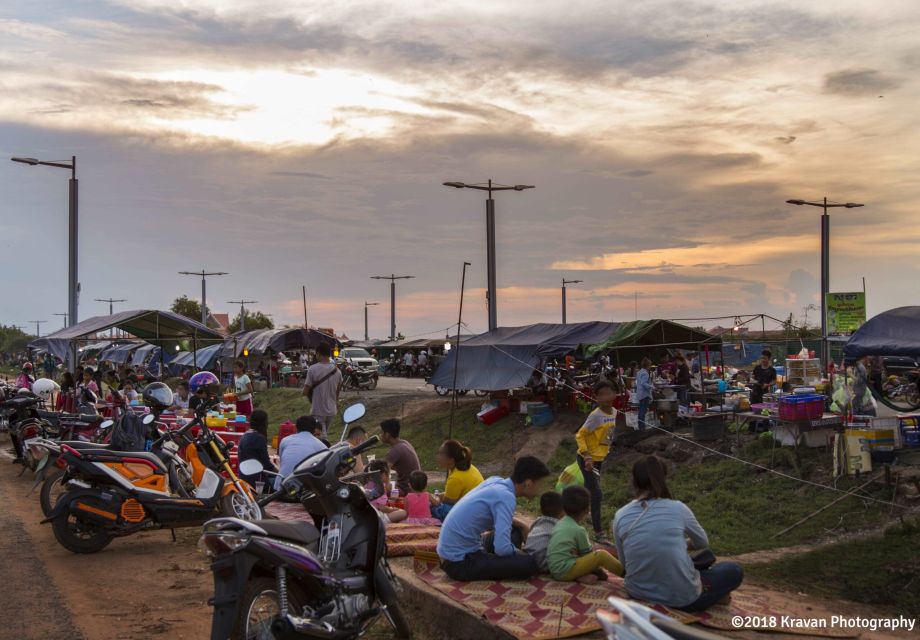 Siem Reap: Preah Ang Chek and Preah Ang Chorm Tuk-Tuk Tour - Live Guide Commentary