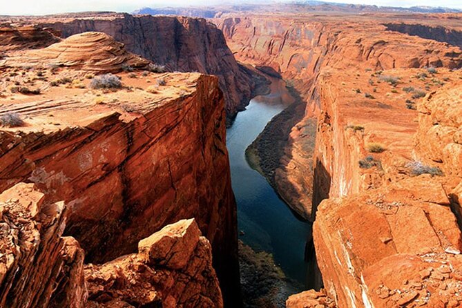 Small-Group Antelope Canyon and Horseshoe Bend Tour From Flagstaff - Guide Experiences