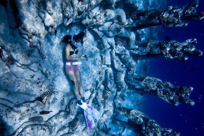 Snorkeling With Turtle and Statue in Gilis - General Information