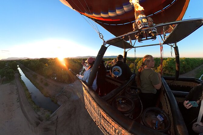 Sunrise Hot Air Balloon Tour in New Mexico - Champagne Brunch Information
