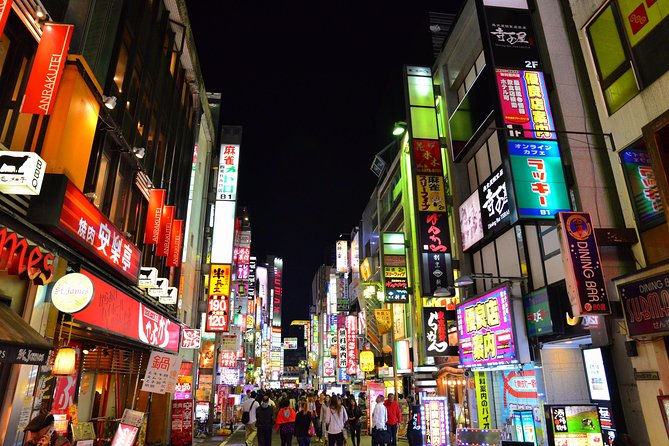 Tokyo by Night Photoshoot & Learn - Composition Tricks After Dark