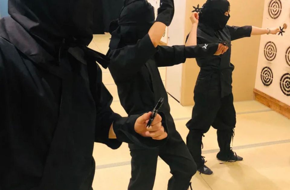 Tokyo :『Learn About Japan』Ninja Experience Tour - Live Tour Guide Options