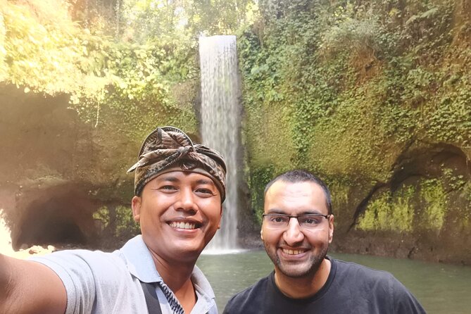 Ubud Village, Tegalalang Rice Terrace Swing, Tirta Empul Temple and Waterfafall - Common questions