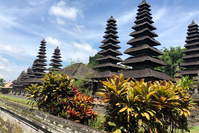 Ulun Danu Bratan Temple With Tanah Lot Sunset - Common questions