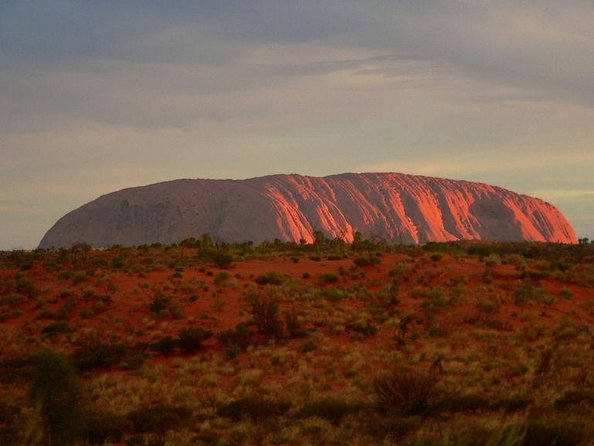 Uluru (Ayers Rock) to Alice Springs One-Way Shuttle - Scenic Stops