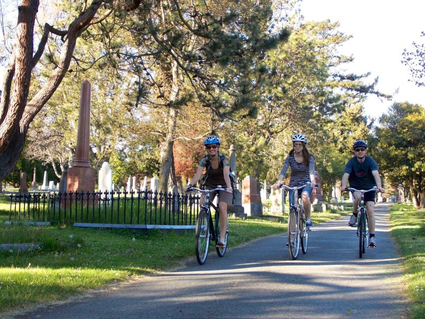 Victoria: 2-Hour History and Highlights Bike Tour - Activity Description