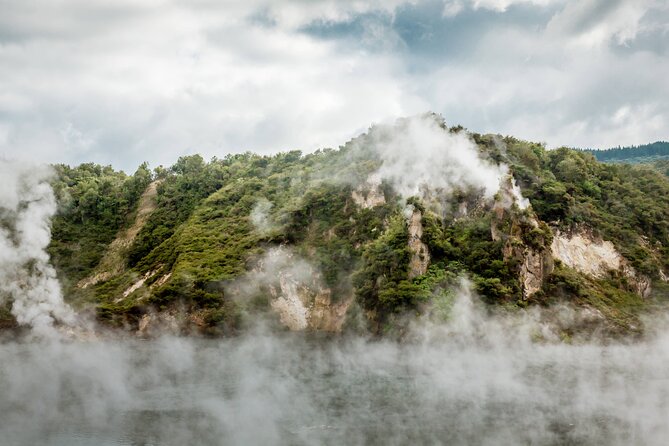 Waimangu Volcanic Discovery Experience Private Tour From Auckland - Recommended Attire and Equipment