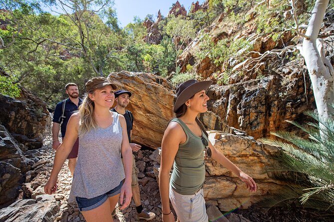 West Macdonnell Ranges & Standley Chasm Day Trip From Alice Springs - Recommended Packing List
