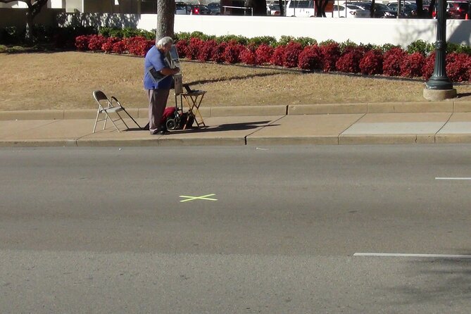 1-Hour JFK Assassination Walking Tour - Tour Experience