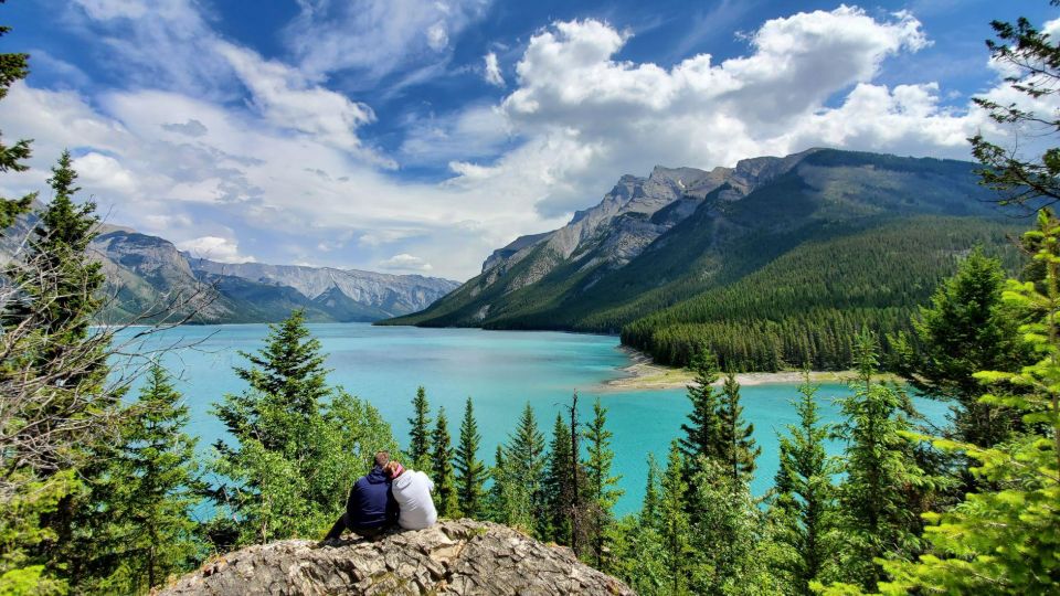 2 Days Banff Bucket List - Summer - Hotel Pickup & Logistics