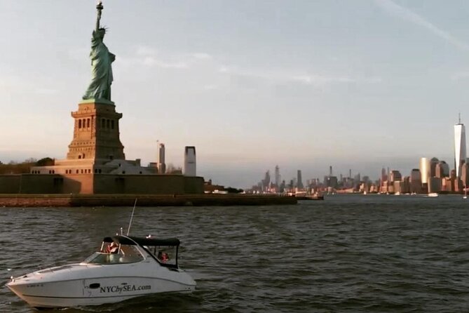 2-Hour Private Luxury Boat Tour in New York City - Booking Information
