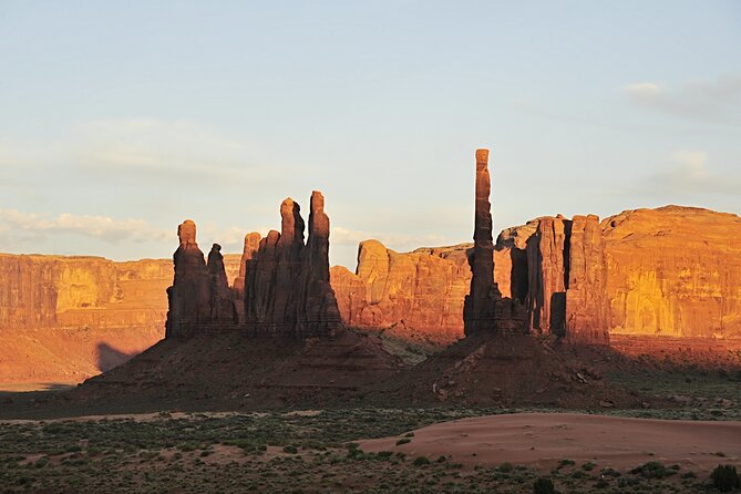 3.0 Hours of Monument Valleys Sunrise or Sunset 44 Tour - Cancellation Policy