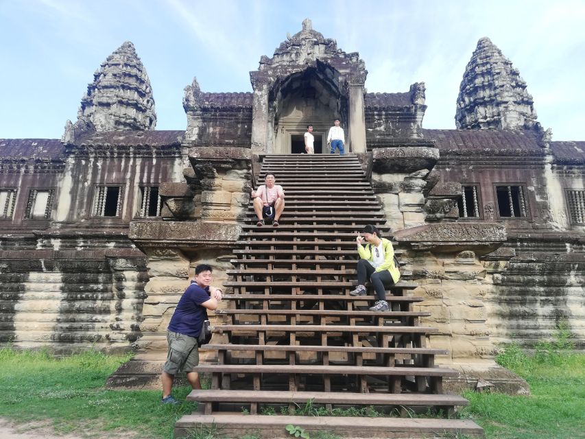Angkor Wat Bayon Ta Prohm Temple Shared Tour - Angkor Wat Exploration