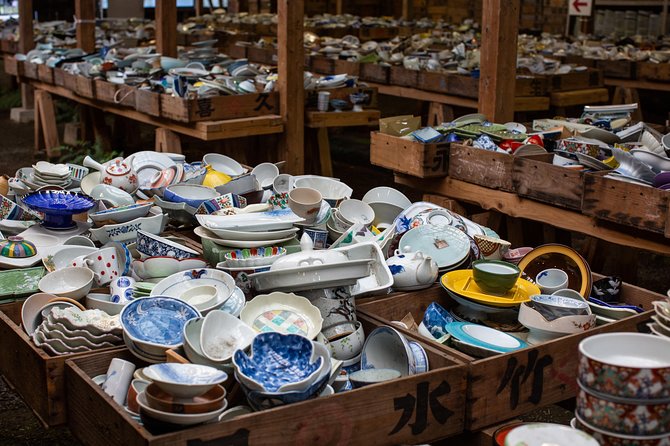 Arita Ware Private Walking Tour and Ceramics Treasure Hunt - Contact for Inquiries