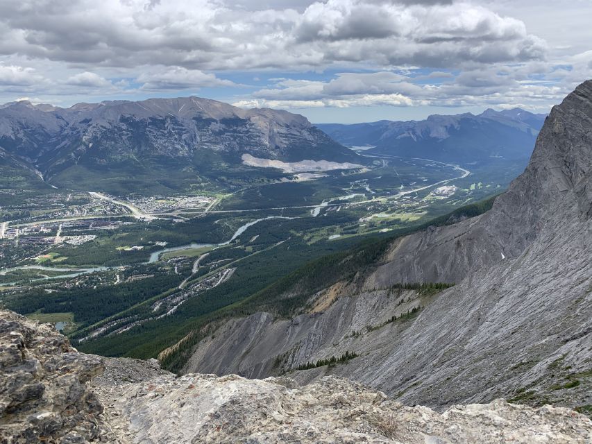 Banff: Bear Country Hiking Tour - Full Day Hike /6hrs - Customer Feedback