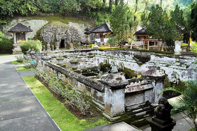 Best of Central Bali: Waterfall, Elephant Cave & Rice Fields - Common questions