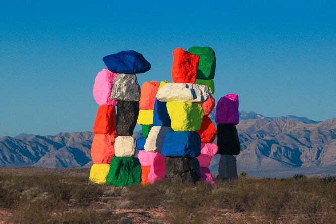 California Desert, Red Rock Sign and Seven Magic Mts - Unforgettable Desert Experience